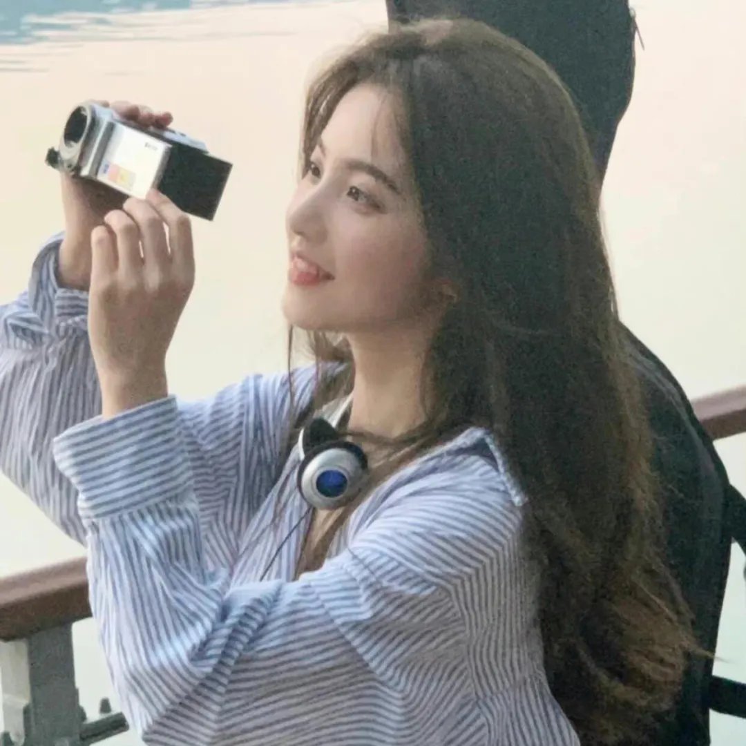 女力拳开 海报